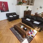 Villa Seaside In With Swimming Pool *