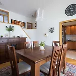 Villa Seaside In With Swimming Pool Zadar