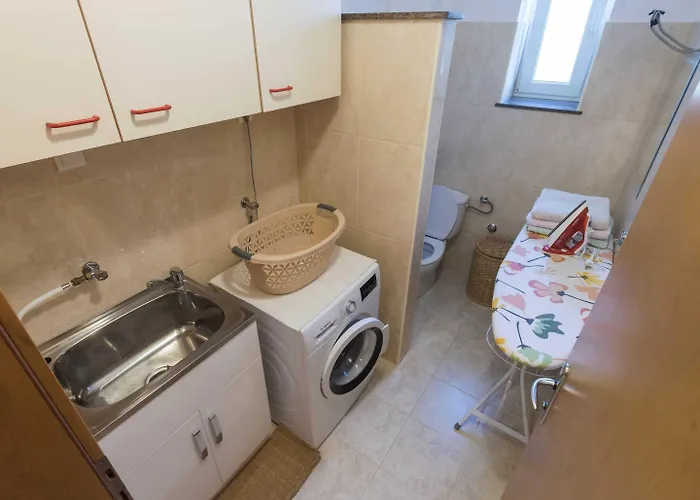 Seaside In With Swimming Pool * Zára